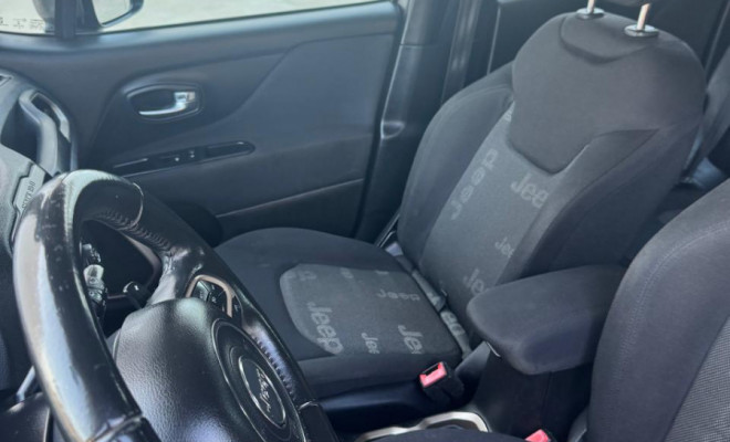 Renegade Longitude 1.8 Aut. 2016-6