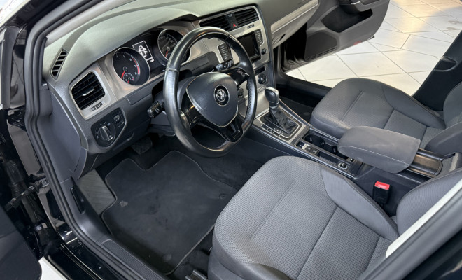 VW - VolksWagen Golf Comfortline 1.4 TSI 140cv Aut. 2014 Flex-7
