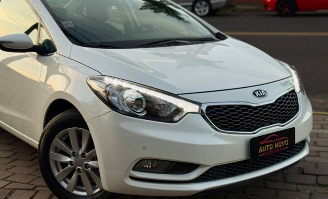 Kia Motors Cerato 1.6 16V  Flex  Aut. 2015 Flex-7