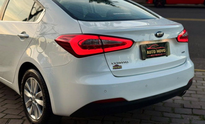 Kia Motors Cerato 1.6 16V  Flex  Aut. 2015 Flex-3