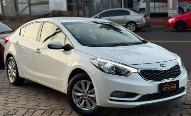 Kia Motors Cerato 1.6 16V  Flex  Aut. 2015 Flex-6