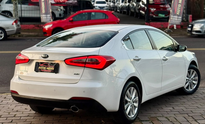 Kia Motors Cerato 1.6 16V  Flex  Aut. 2015 Flex-4
