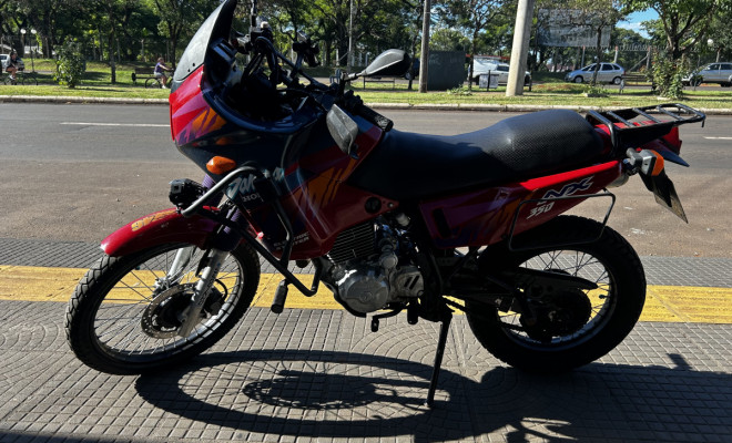 HONDA NX 350 SAHARA 1996