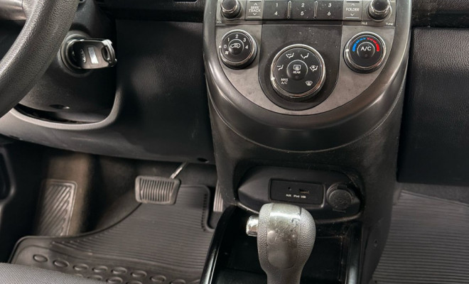 Kia Motors SOUL 1.6/ 1.6 16V FLEX Aut. 2011-11