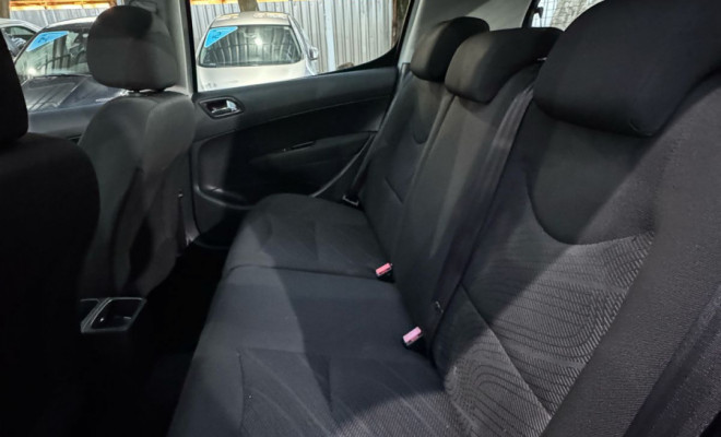 Peugeot 308 Active 1.6 Flex 16V 5p mec. 2014 Flex-11