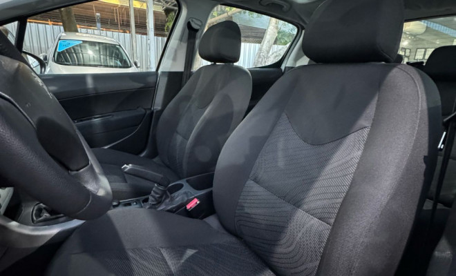 Peugeot 308 Active 1.6 Flex 16V 5p mec. 2014 Flex-9