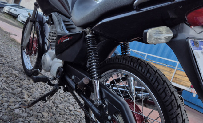 HONDA CG 125 FAN / FAN KS / 125 i FAN 2012-2