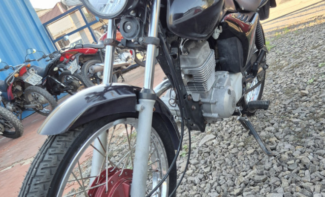 HONDA CG 125 FAN / FAN KS / 125 i FAN 2012-1