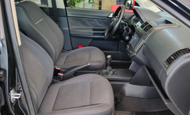 VW - VolksWagen Polo GT 2.0 Mi Total Flex 8V 5p 2010 Flex-7