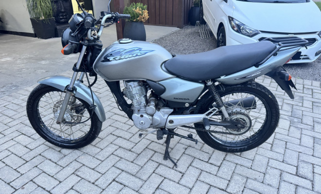 HONDA CG 125 TITAN-ES 2002-4