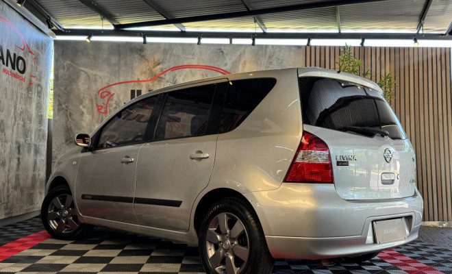 Nissan LIVINA SL 1.8 16V Flex Fuel Aut. 2010 Flex-2