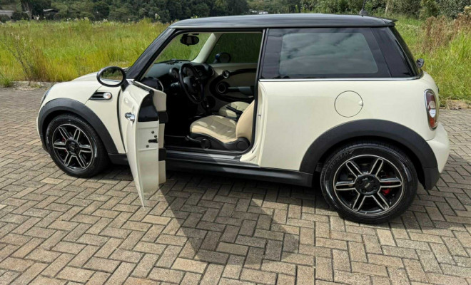MINI COOPER 1.6 Aut. 2012 Gasolina-4