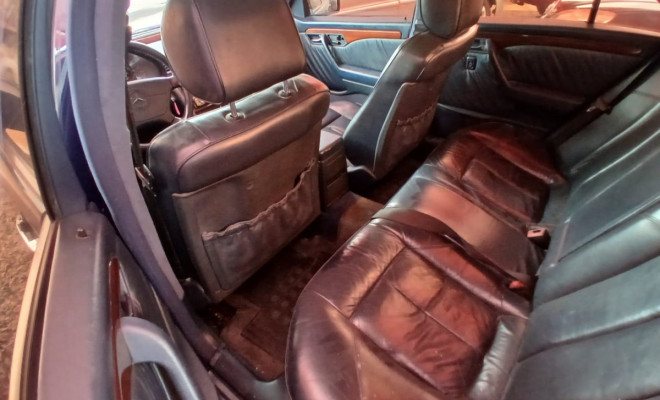 Mercedes-Benz C-280 Elegance 1994 Gasolina-8