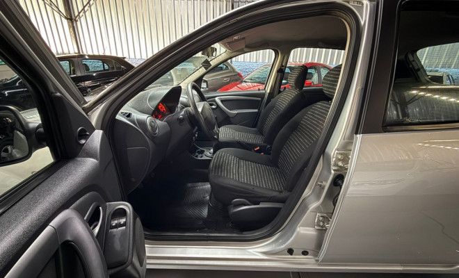 Renault SANDERO Expression Hi-Flex 1.0 16V 5p 2014 Flex-9