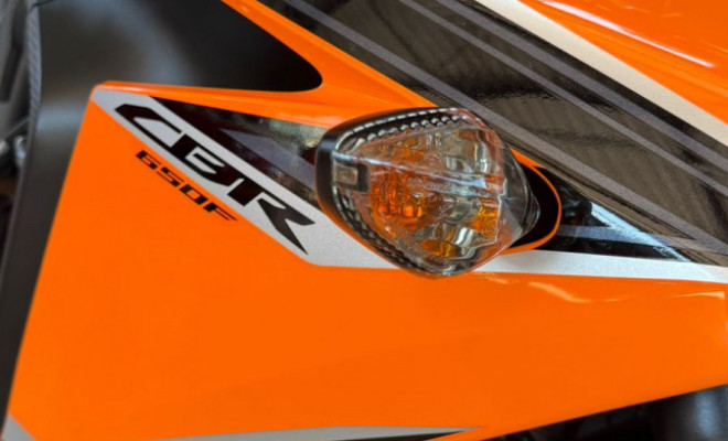 HONDA CBR 650F 2019 Gasolina-11