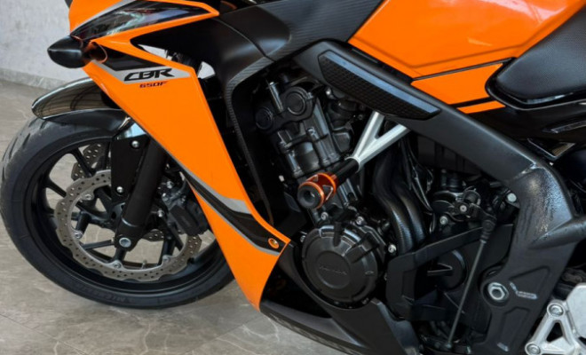HONDA CBR 650F 2019 Gasolina-10