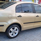 VW - VolksWagen Polo Sedan 1.6 Mi 101cv 8V 4p 2004 Gasolina-2