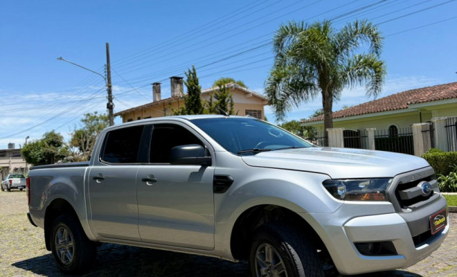 Ford Ranger XLS 2.5 16V 4x2 CD Flex 2018 Flex
