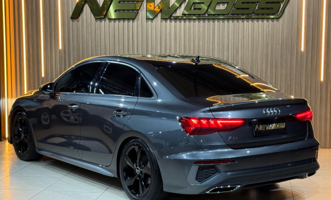 Audi A3 Sedan S-Line Limited 1.4 TFSI Tiptro. 2022 Flex-4