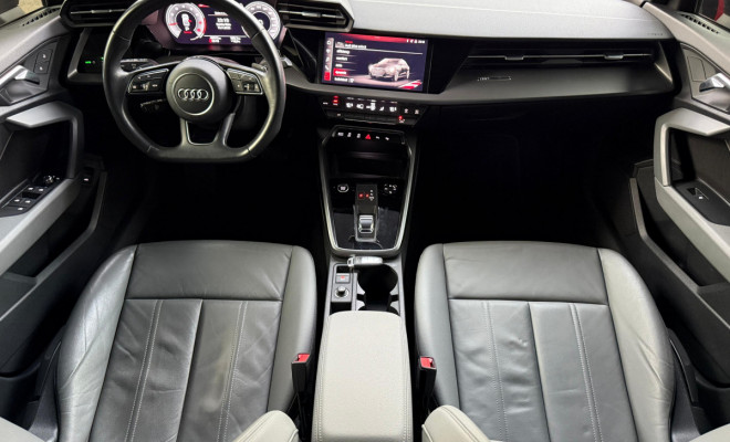 Audi A3 Sedan S-Line Limited 1.4 TFSI Tiptro. 2022 Flex-6