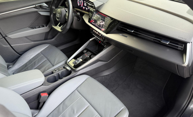 Audi A3 Sedan S-Line Limited 1.4 TFSI Tiptro. 2022 Flex-5