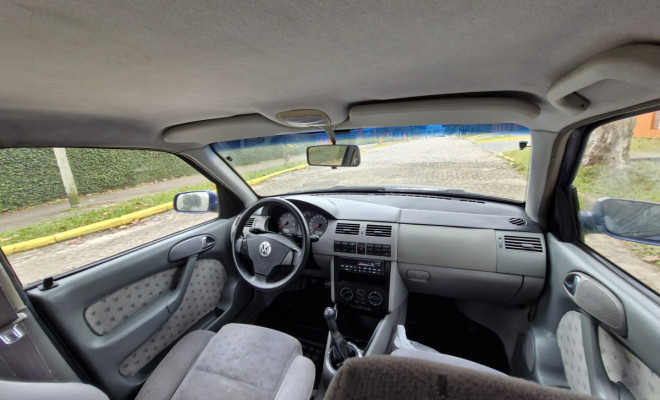 VW - VolksWagen Gol 1.8 Mi 4p 2000 Gasolina-12