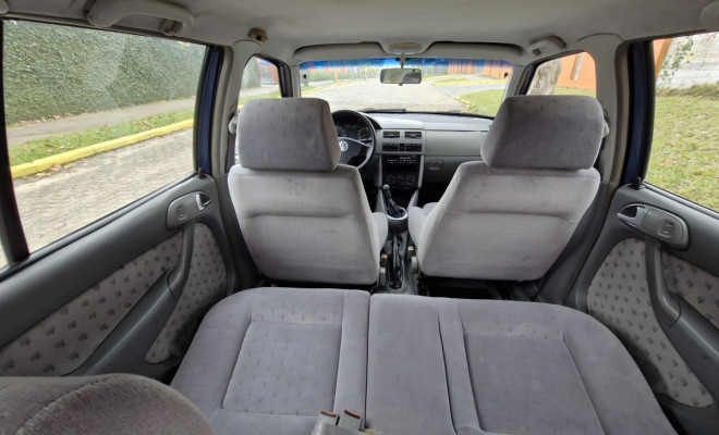 VW - VolksWagen Gol 1.8 Mi 4p 2000 Gasolina-6