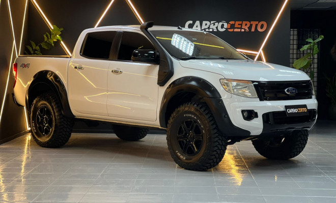 Ford Ranger XLT 3.2 20V 4x4 CD Aut. 2015 Diesel  LIFT DE SUSPENSÃO SNORKEL