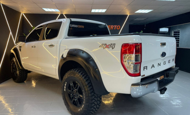 Ford Ranger XLT 3.2 20V 4x4 CD Aut. 2015 Diesel  LIFT DE SUSPENSÃO SNORKEL-2