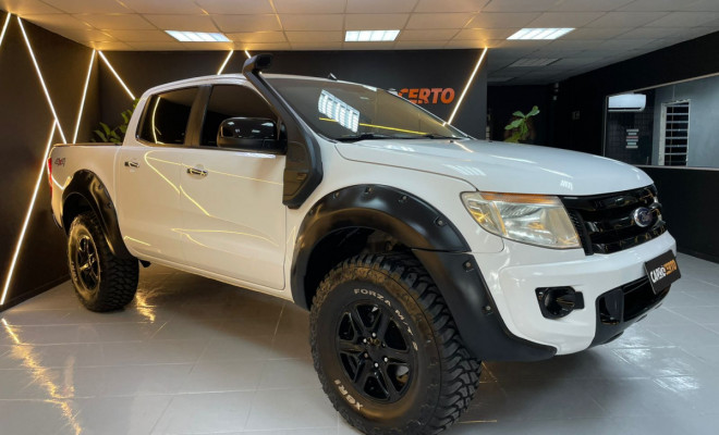 Ford Ranger XLT 3.2 20V 4x4 CD Aut. 2015 Diesel  LIFT DE SUSPENSÃO SNORKEL-0