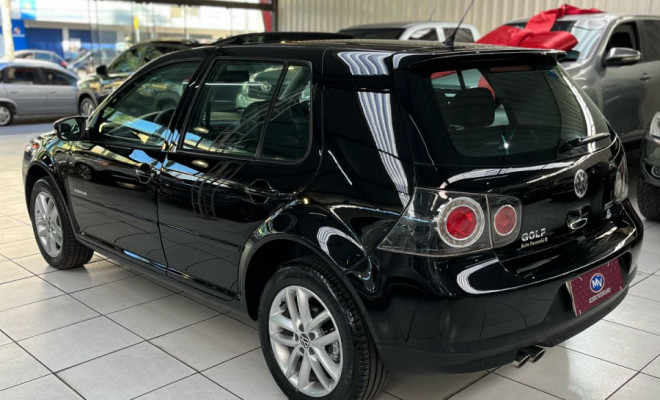 VW - VolksWagen Golf Sportline 1.6 Mi Total Flex 8V 4p 2014 Flex-1