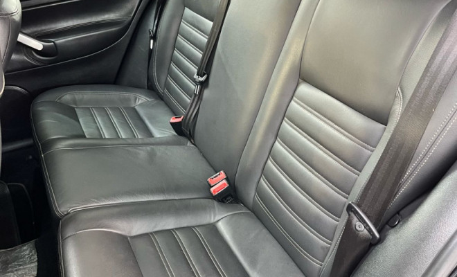 VW - VolksWagen Golf Sportline 1.6 Mi Total Flex 8V 4p 2014 Flex-6