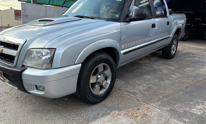 GM - Chevrolet S10 P-Up Executive 2.4 MPFI F.Power CD 2011 Flex-1