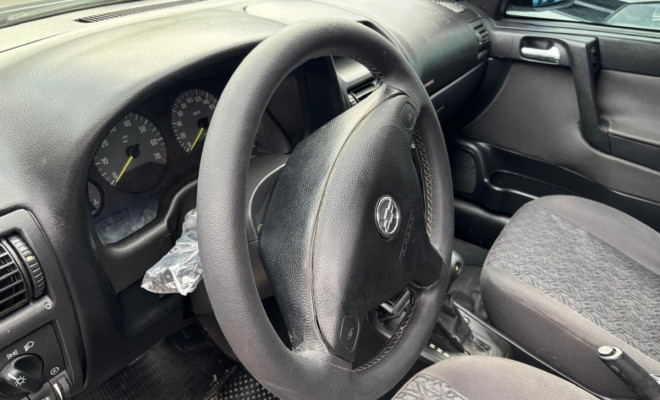 GM - Chevrolet Astra Sed.Advan. 2.0 8V MPFI FlexP. Aut. 2009 Flex-6