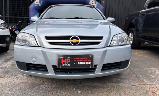GM - Chevrolet Astra Sed.Advan. 2.0 8V MPFI FlexP. Aut. 2009 Flex-1