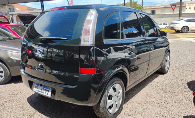 GM - Chevrolet Meriva 1.8/ CD 1.8 MPFI 8V 102cv 5p 2004 Gasolina-2