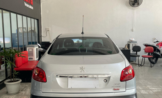 Peugeot 207 Sedan Passion XS 1.6 Flex 16V 4p 2010 Flex-4
