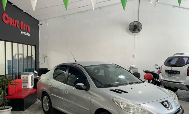 Peugeot 207 Sedan Passion XS 1.6 Flex 16V 4p 2010 Flex-1