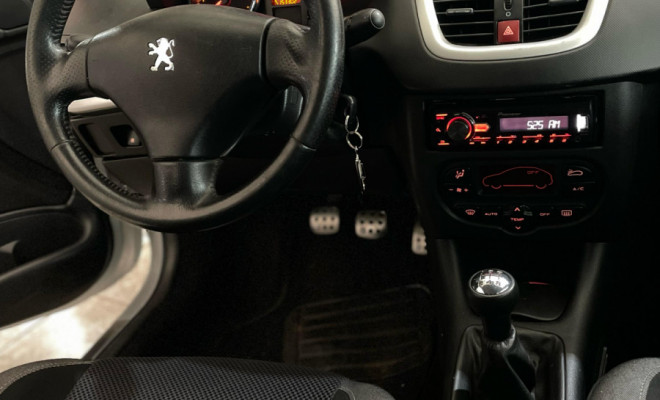 Peugeot 207 Sedan Passion XS 1.6 Flex 16V 4p 2010 Flex-6