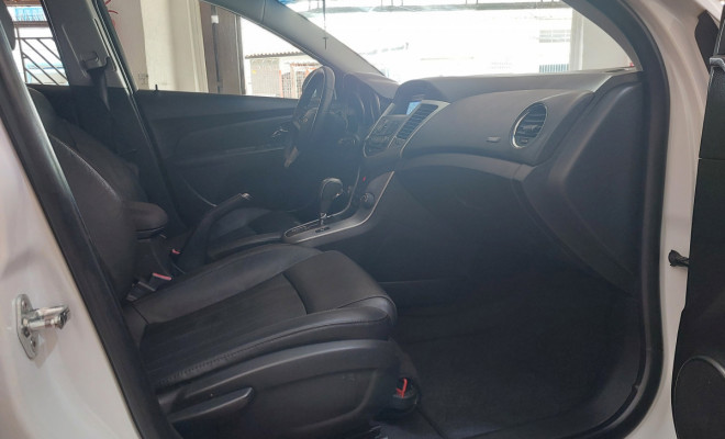 GM - Chevrolet CRUZE LT 1.8 16V FlexPower 4p Aut. 2014 Flex-6