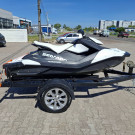 Sea-Doo Spark ano 2014 com reboque-3