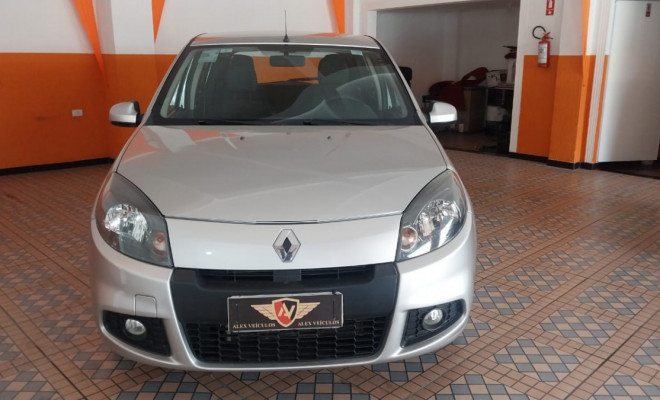 Renault SANDERO Expression Hi-Flex 1.0 16V 5p 2012 Flex
