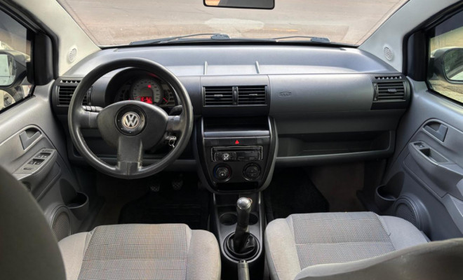 VW - VolksWagen Fox Plus 1.6Mi/ 1.6Mi Total Flex 8V 4p 2009 Flex-5