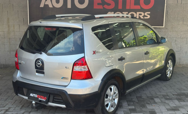 Nissan LIVINA X-GEAR SL/X-GEAR 1.8 Flex F. Aut. 2013 Flex-2