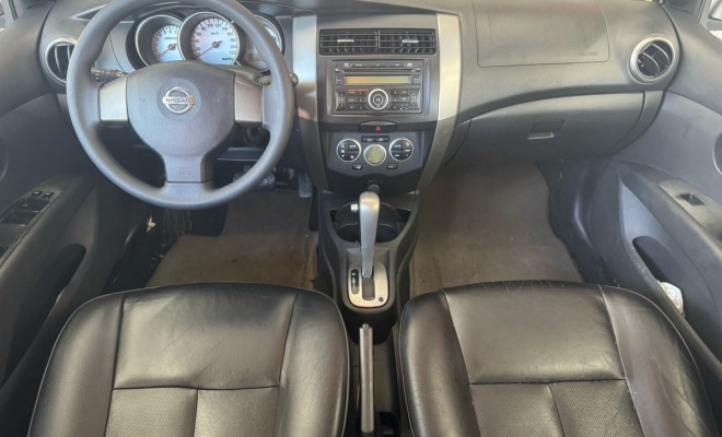Nissan LIVINA X-GEAR SL/X-GEAR 1.8 Flex F. Aut. 2013 Flex-3