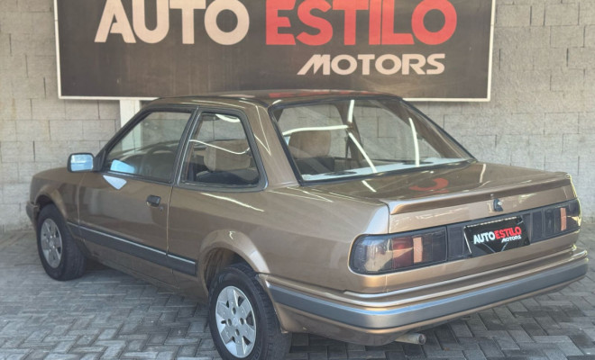 VW - VolksWagen Apolo GL 1.8 1992 Gasolina-2