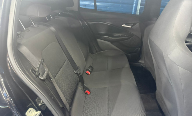 GM - Chevrolet ONIX SEDAN Plus LT 1.0 12V Flex 4p Mec. 2021 Flex-4