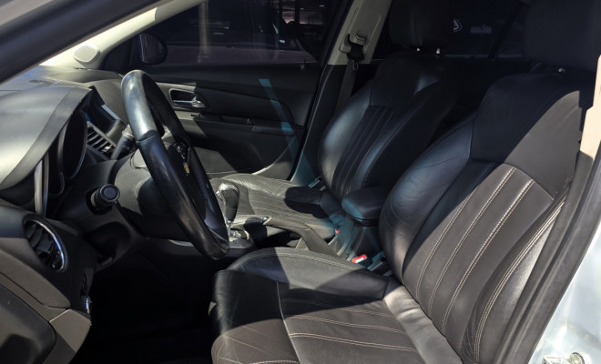Chevrolet Cruze LT 1.8 Automático 2012 | Completo | Bancos em Couro | Guarujá-6