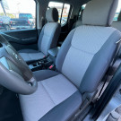 Nissan Frontier SV AT. CD 4x4 2.5 TB Dies. Aut. 2015 Diesel