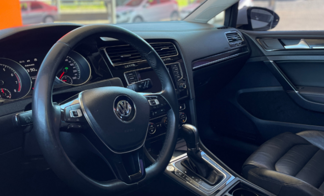 VW - VolksWagen Golf Highline 1.4 TSI 140cv Aut. 2014 Gasolina-4